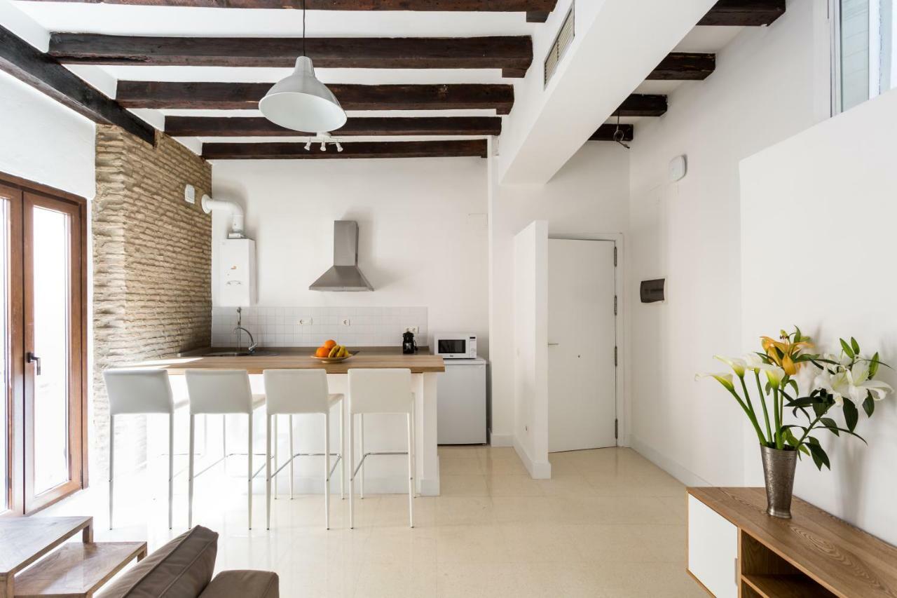 Almazen Apartamentos, Arrayan 23 Sevilla Eksteriør billede
