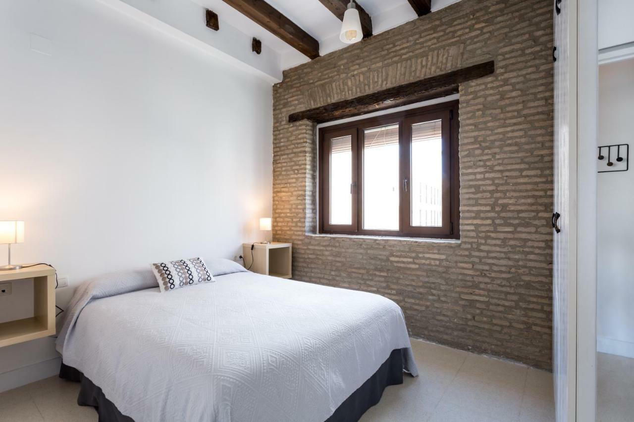 Almazen Apartamentos, Arrayan 23 Sevilla Eksteriør billede