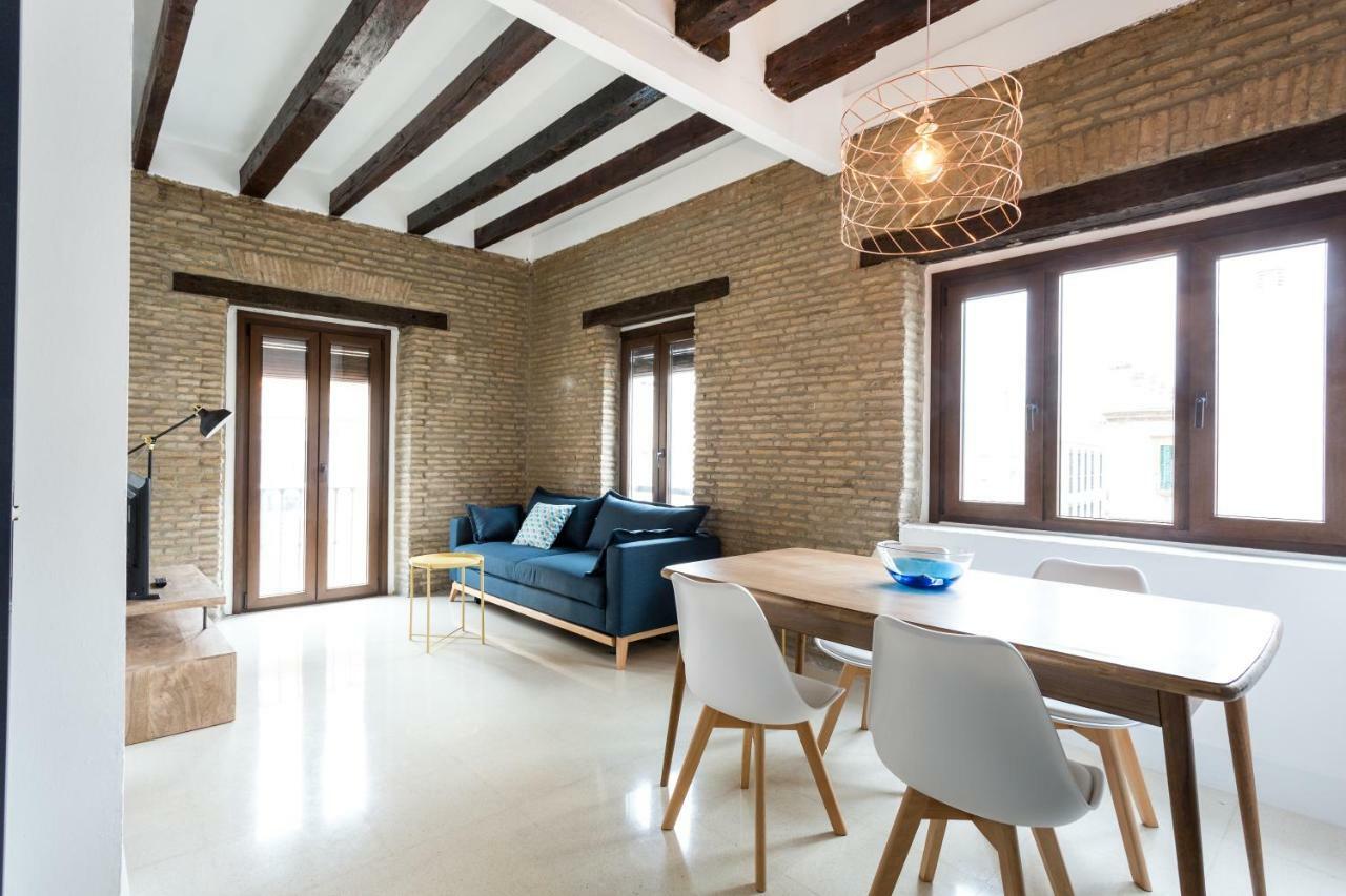 Almazen Apartamentos, Arrayan 23 Sevilla Eksteriør billede