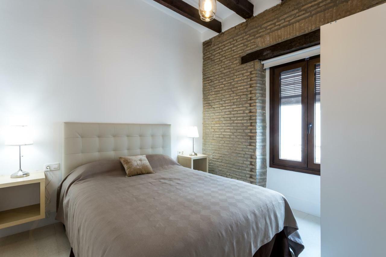 Almazen Apartamentos, Arrayan 23 Sevilla Eksteriør billede