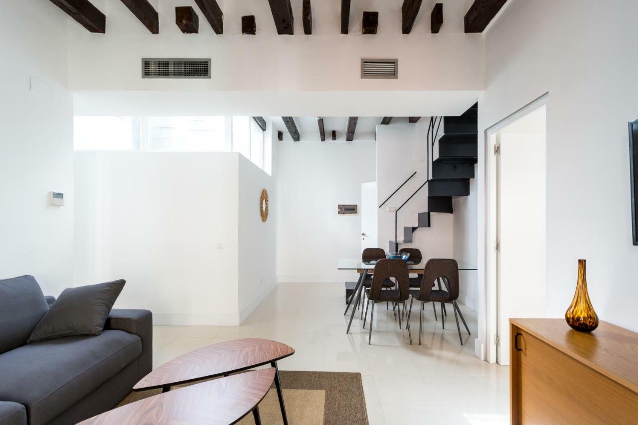Almazen Apartamentos, Arrayan 23 Sevilla Eksteriør billede