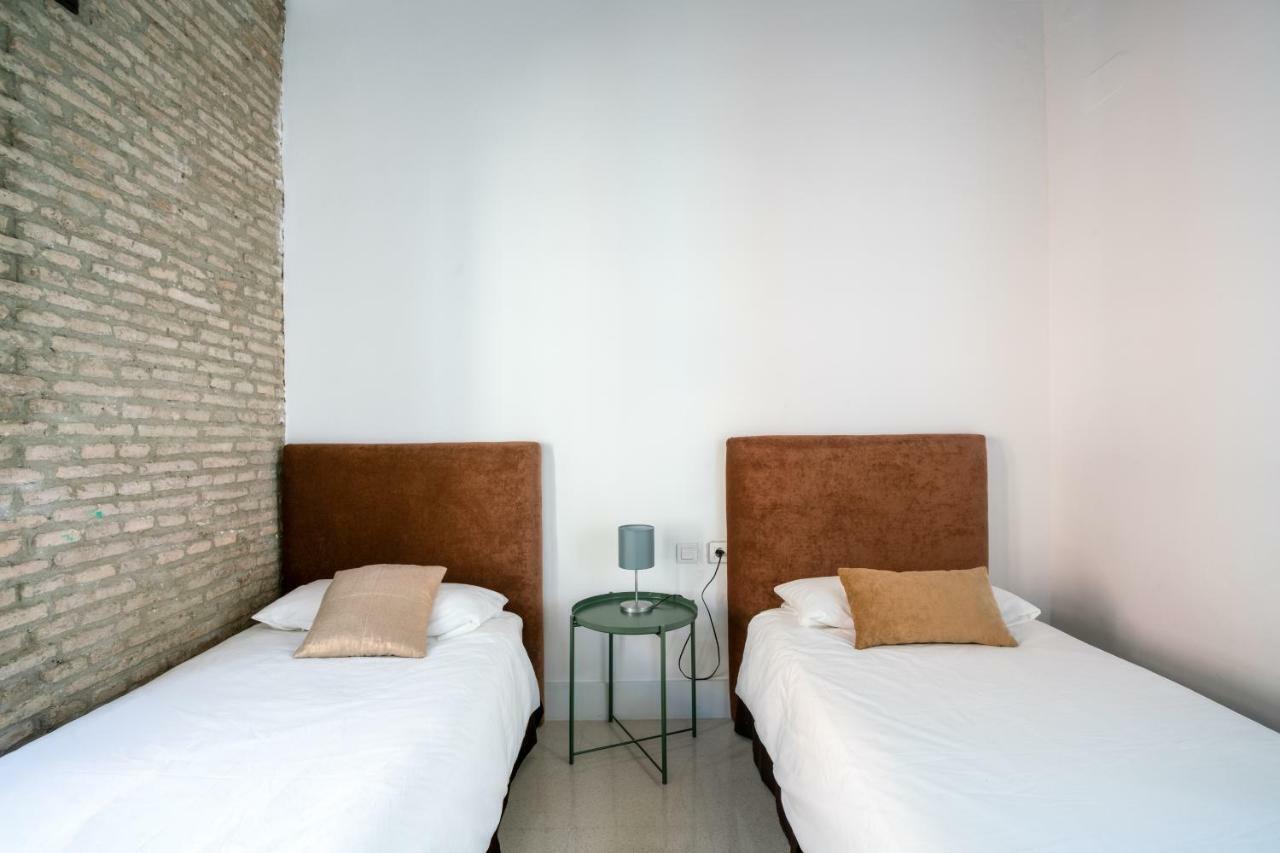 Almazen Apartamentos, Arrayan 23 Sevilla Eksteriør billede