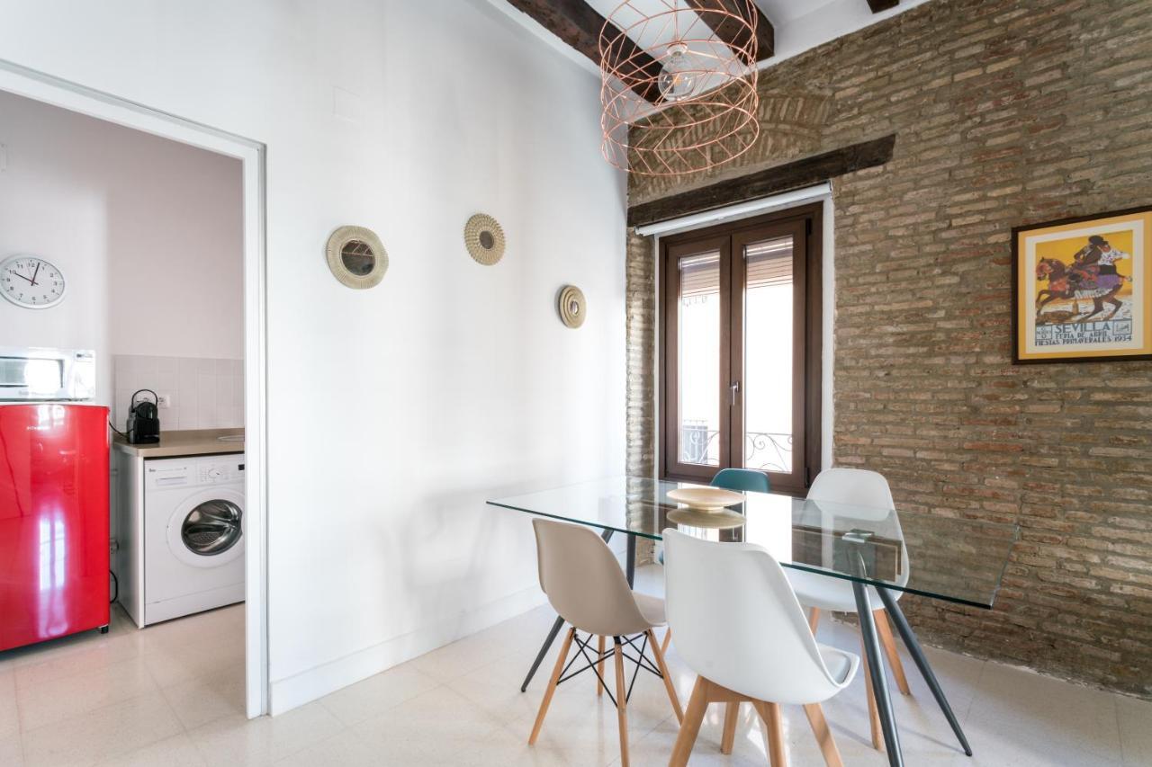 Almazen Apartamentos, Arrayan 23 Sevilla Eksteriør billede